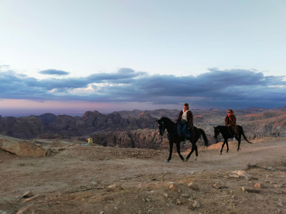 Petra Desert Dream Hotel Вади Муса Экстерьер фото